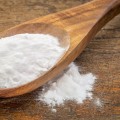 Baking Soda Scrubs for Cystic Acne: A Natural Home Remedy